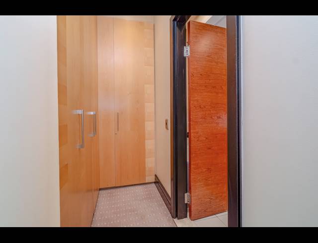 1 BEDROOM APARTMENT FOR SALE IN MORNINGSIDE